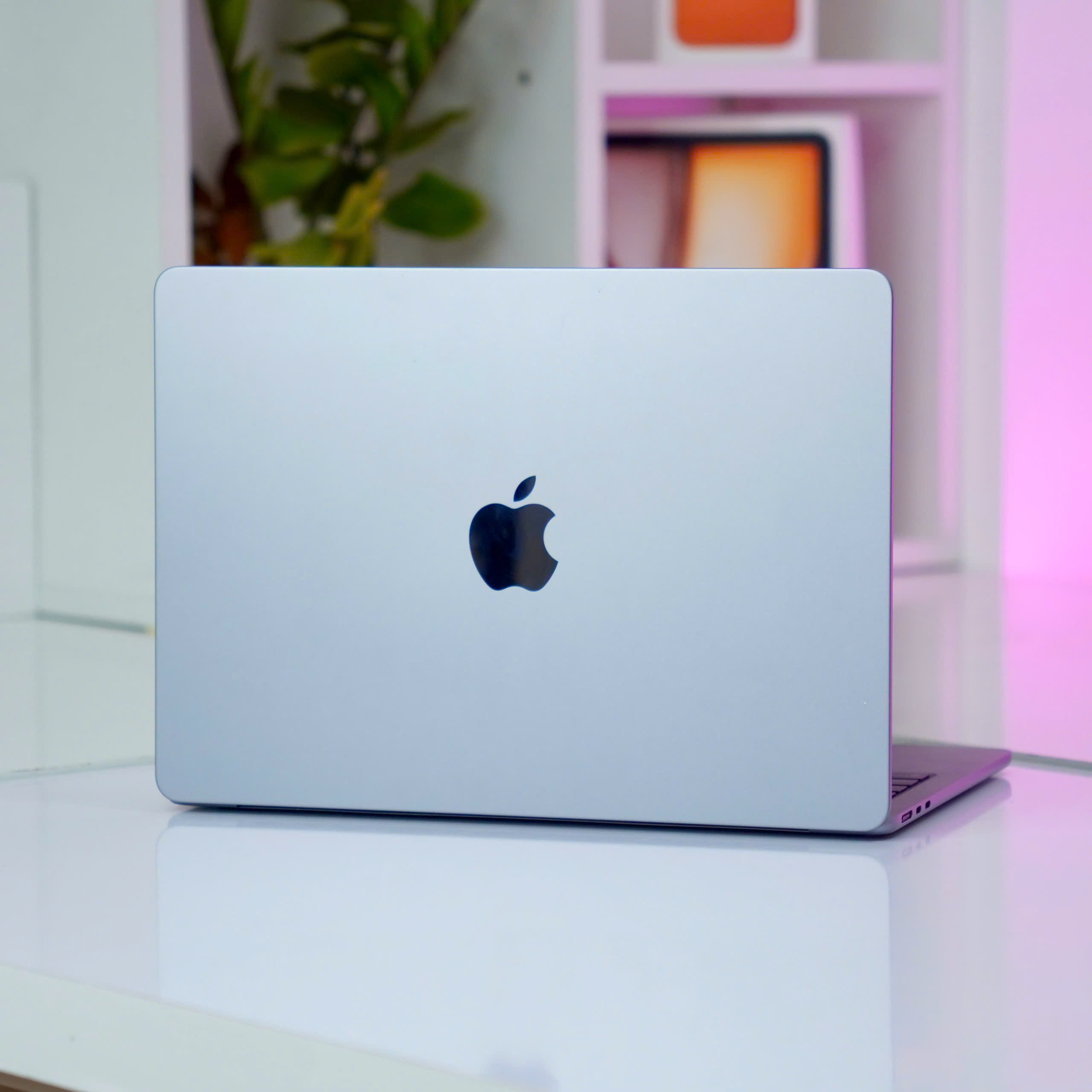 Macbook Air M2 13 inch New