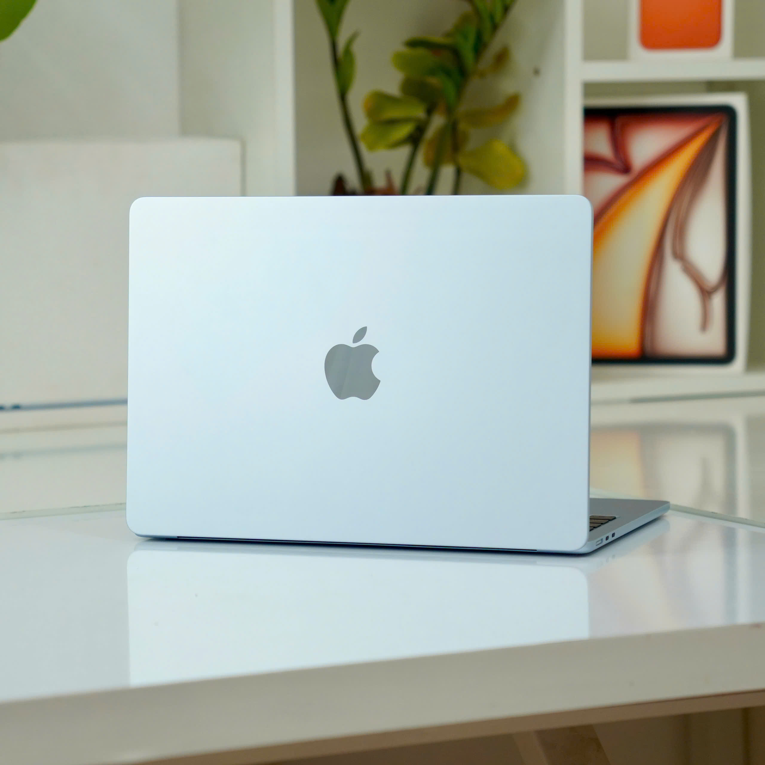 Macbook Air M4 13 inch New